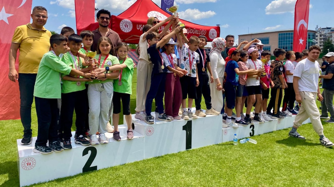Geleneksel Çocuk Oyunları Şenliği Başarımız
